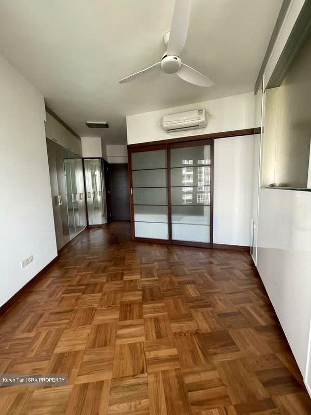 Hillington Green (D23), Condominium #571237601